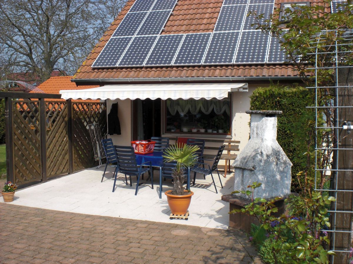 Wintergarten in Wüstenrot von BAUKO-tec